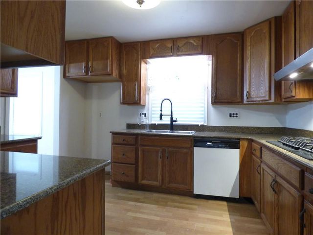 6101 Lane Avenue, Raytown, MO 64133