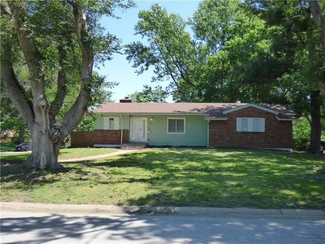 6101 Lane Avenue, Raytown, MO 64133