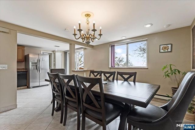 17 Albanese Road, Haledon, NJ 07508