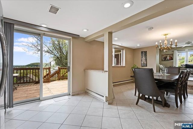 17 Albanese Road, Haledon, NJ 07508