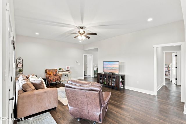 215 Wills Way, Taylorsville, KY 40071