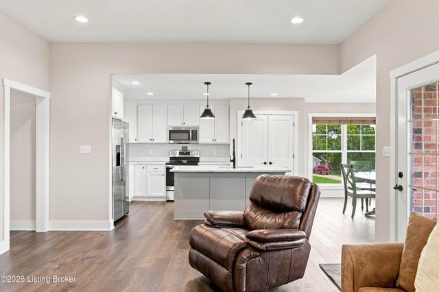 215 Wills Way, Taylorsville, KY 40071