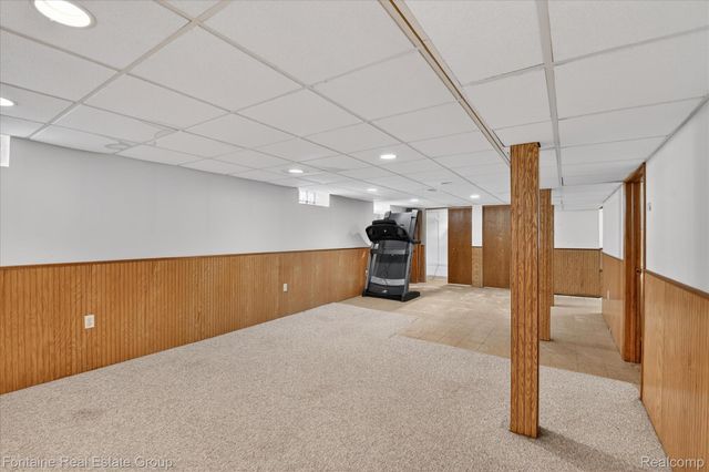 23640 Hollander Street, Dearborn, MI 48128