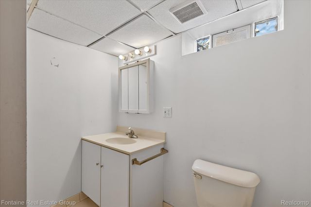 23640 Hollander Street, Dearborn, MI 48128