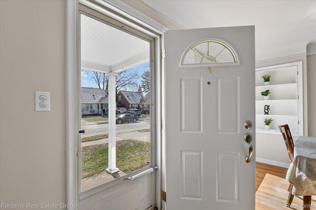 23640 Hollander Street, Dearborn, MI 48128