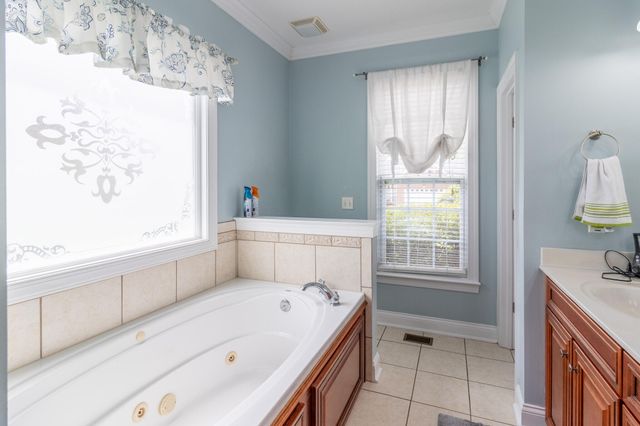5553 Jonquil Lane, Ooltewah, TN 37363
