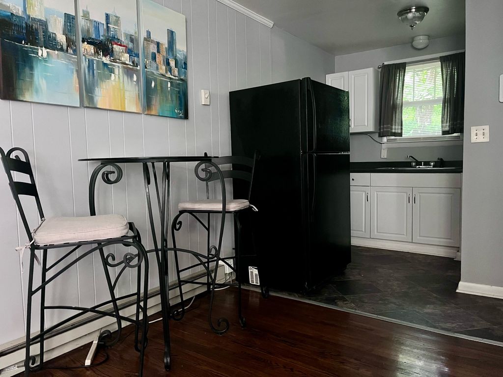 925 Boscobel St Apt 3, Nashville, TN 37206