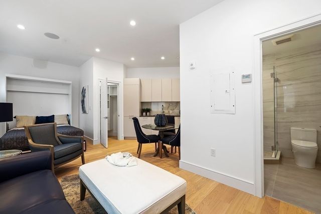 111 Marion St 1, Brookline, MA 02446