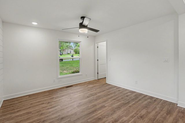 4833 Shasta Dr, Old Hickory, TN 37138