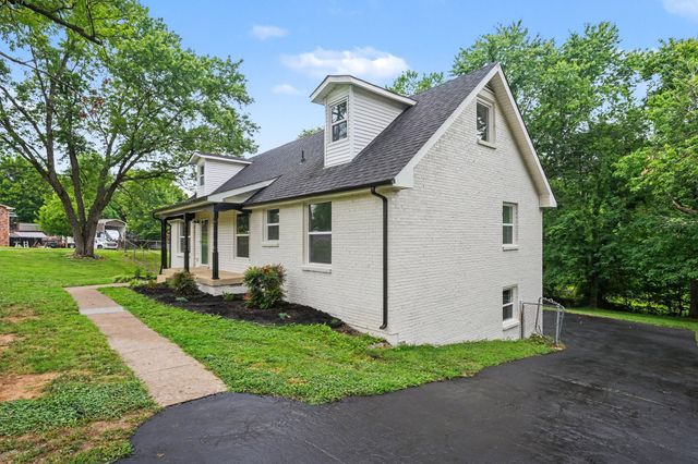 4833 Shasta Dr, Old Hickory, TN 37138