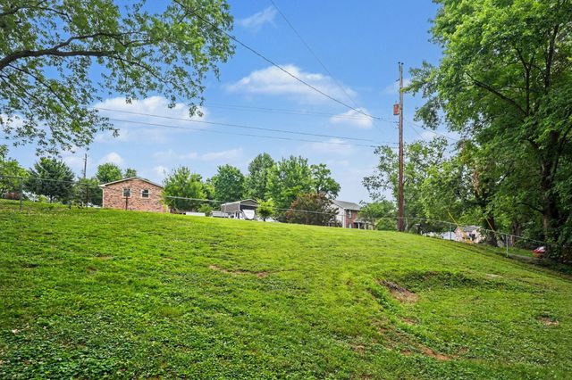 4833 Shasta Dr, Old Hickory, TN 37138