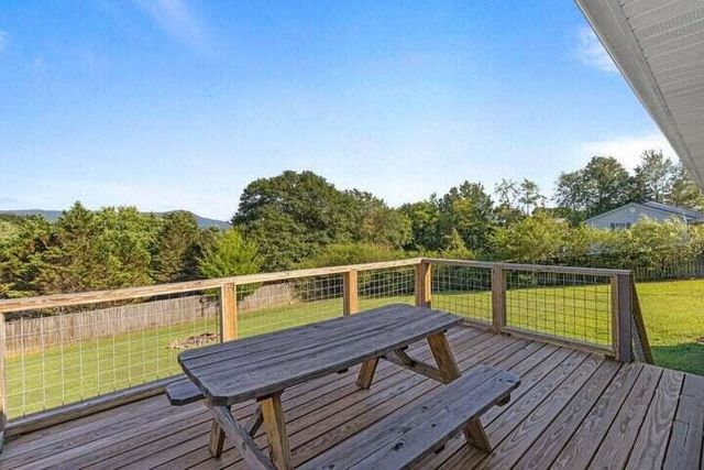 346 Thomas Road, Benton, TN 37307