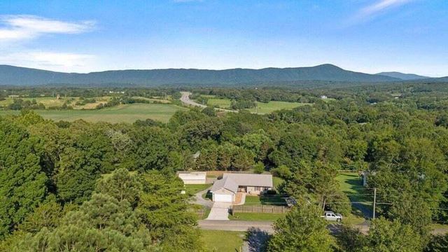346 Thomas Road, Benton, TN 37307