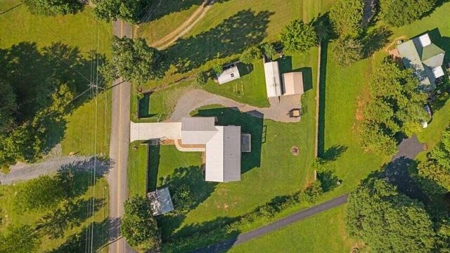 346 Thomas Road, Benton, TN 37307
