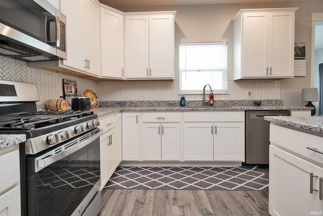 5245 Gadwall Pass, Fort Wayne, IN 46818