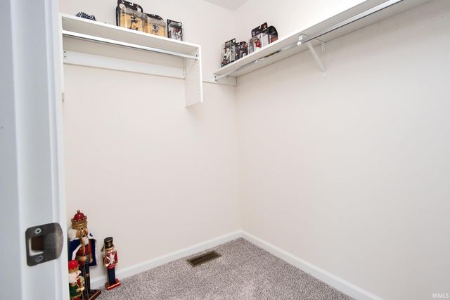 5245 Gadwall Pass, Fort Wayne, IN 46818