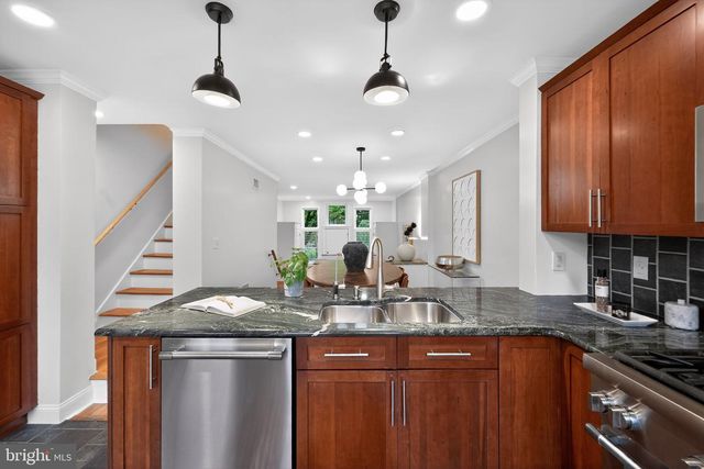2937 PENNSYLVANIA AVE, Philadelphia, PA 19130