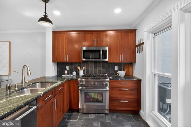 2937 PENNSYLVANIA AVE, Philadelphia, PA 19130