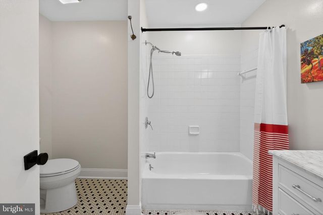 2937 PENNSYLVANIA AVE, Philadelphia, PA 19130