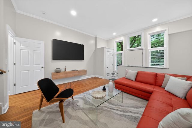 2937 PENNSYLVANIA AVE, Philadelphia, PA 19130
