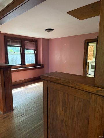 411 Middlebury Street, Elkhart, IN 46514
