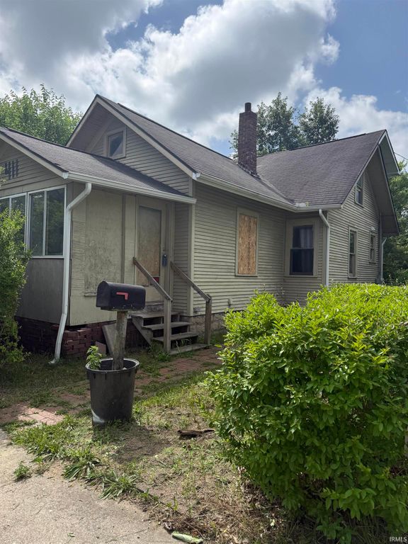411 Middlebury Street, Elkhart, IN 46514