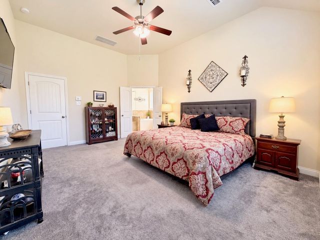2285 Quiet Bluff Lane, League City, TX 77573