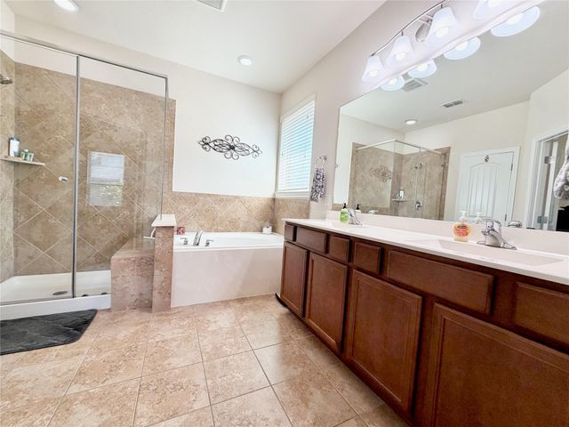 2285 Quiet Bluff Lane, League City, TX 77573