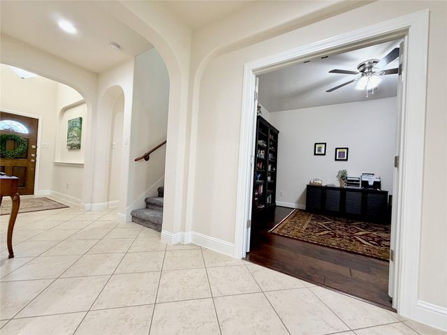 2285 Quiet Bluff Lane, League City, TX 77573