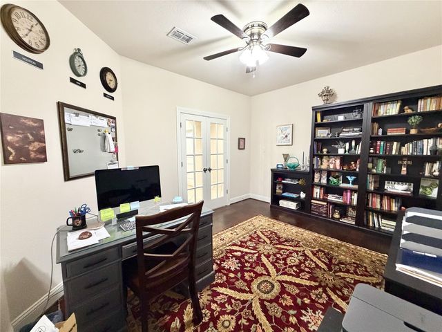 2285 Quiet Bluff Lane, League City, TX 77573