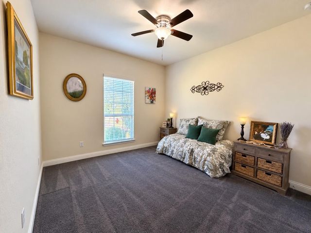 2285 Quiet Bluff Lane, League City, TX 77573