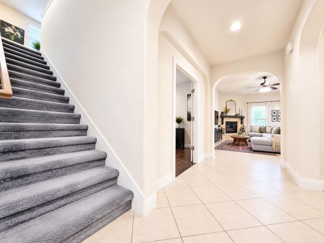 2285 Quiet Bluff Lane, League City, TX 77573