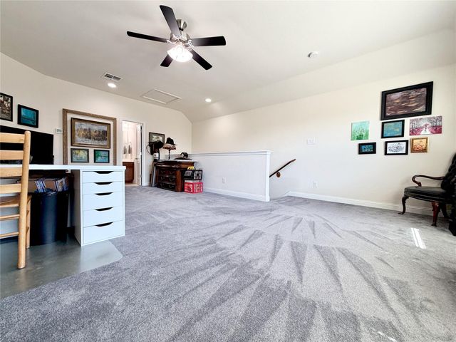 2285 Quiet Bluff Lane, League City, TX 77573