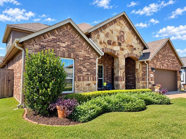 2285 Quiet Bluff Lane, League City, TX 77573
