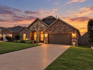 2285 Quiet Bluff Lane, League City, TX 77573