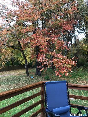 29 Deer Ridge Road, Stonington, CT 06378