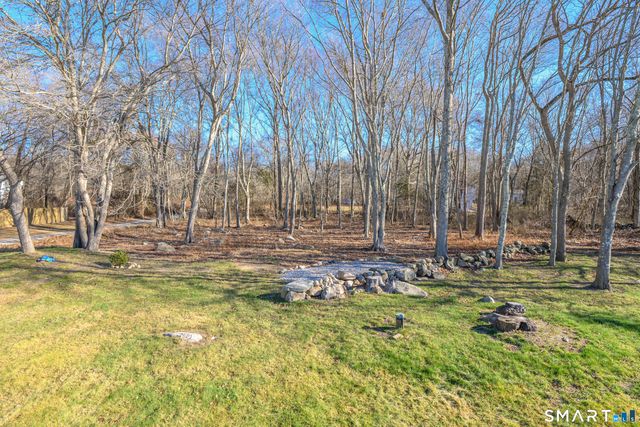 29 Deer Ridge Road, Stonington, CT 06378