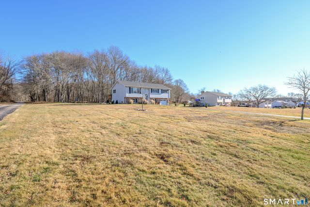 29 Deer Ridge Road, Stonington, CT 06378
