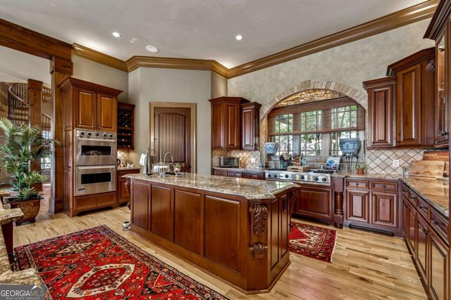 6407 Grand Marina Circle, Gainesville, GA 30506