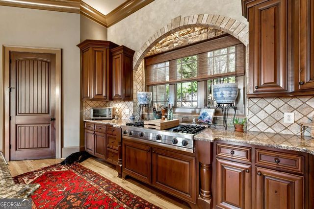 6407 Grand Marina Circle, Gainesville, GA 30506
