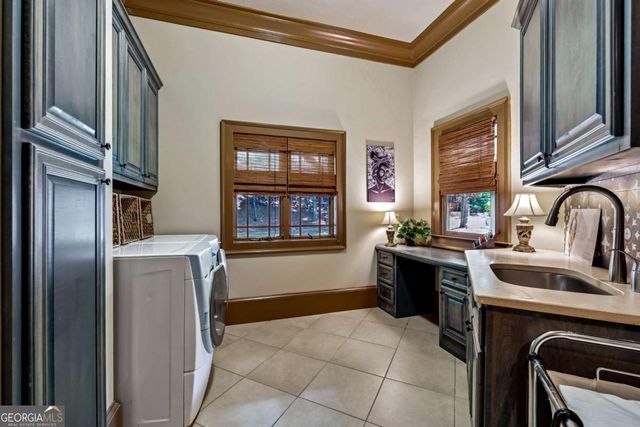 6407 Grand Marina Circle, Gainesville, GA 30506