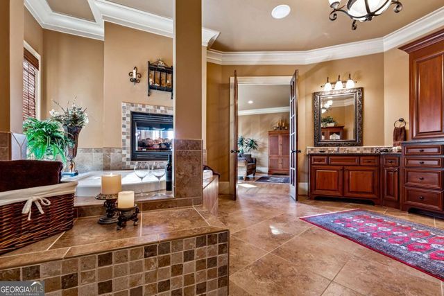 6407 Grand Marina Circle, Gainesville, GA 30506