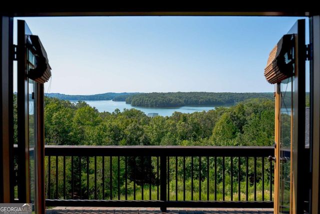 6407 Grand Marina Circle, Gainesville, GA 30506
