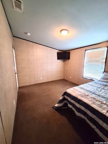 411 County Road 561, Castroville, TX 78009