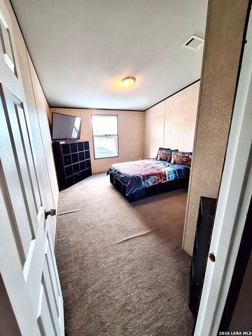 411 County Road 561, Castroville, TX 78009