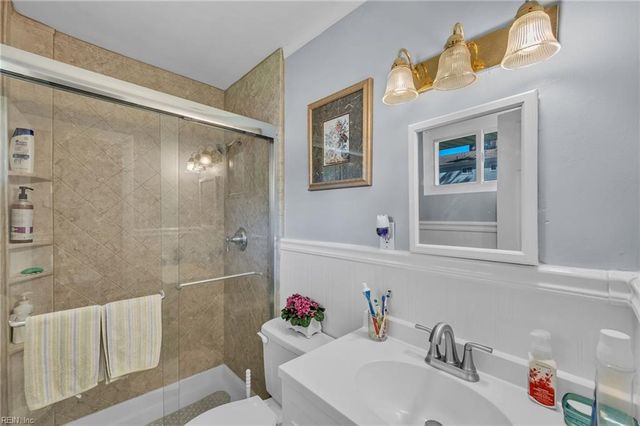 457 Hornell LN, Virginia Beach, VA 23452