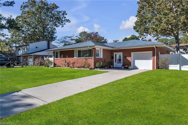 457 Hornell LN, Virginia Beach, VA 23452