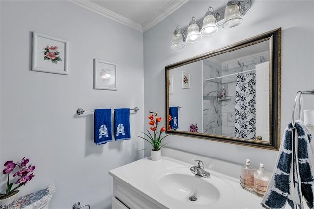 457 Hornell LN, Virginia Beach, VA 23452