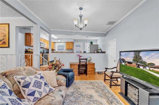 457 Hornell LN, Virginia Beach, VA 23452