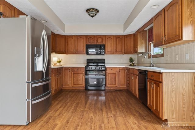 445 Clover Hill, Tipp City, OH 45371